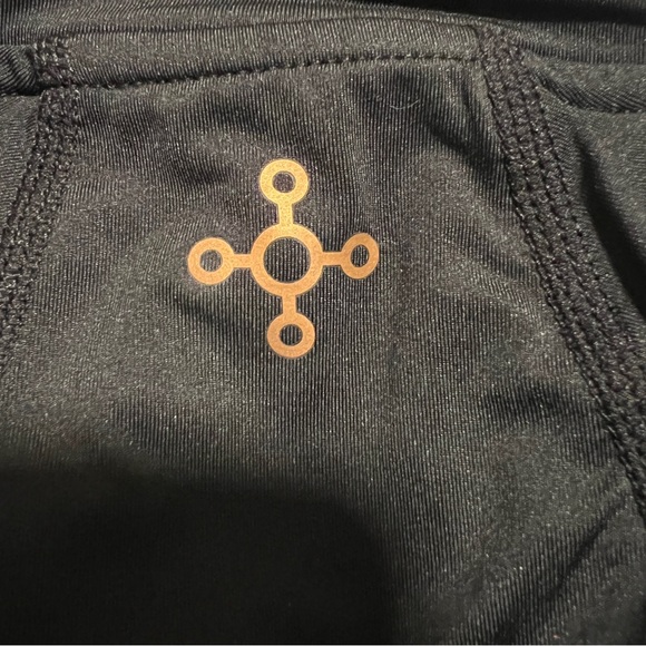 Tommie Copper NEW A-line Shoulder Support Shirt SMALL - Picture 6 of 8